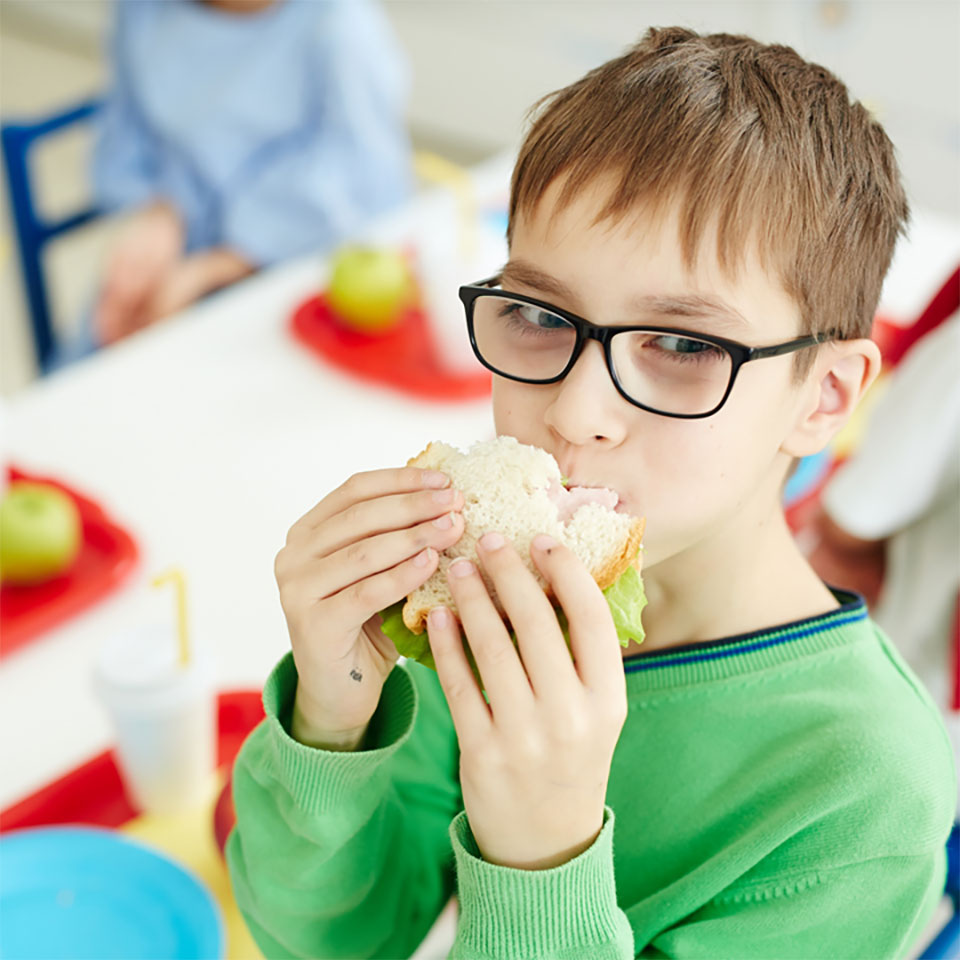 Ein Teufelskreis: Hunger – Ausgrenzung – schlechte Bildung – Armut – Hunger